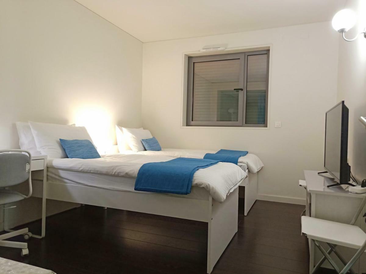 Yingying Apartamento With A Free Parking Space Lisbon Bagian luar foto